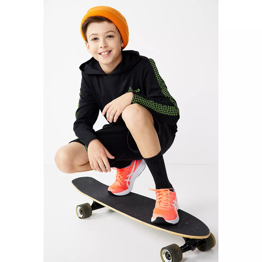 Boys 8-20 Tek Gear® Ultrasoft Fleece Shorts In Regular & Husky 2 Boys 8-20 Tek Gear® Ultrasoft Fleece Shorts In Regular & Husky - Image 2