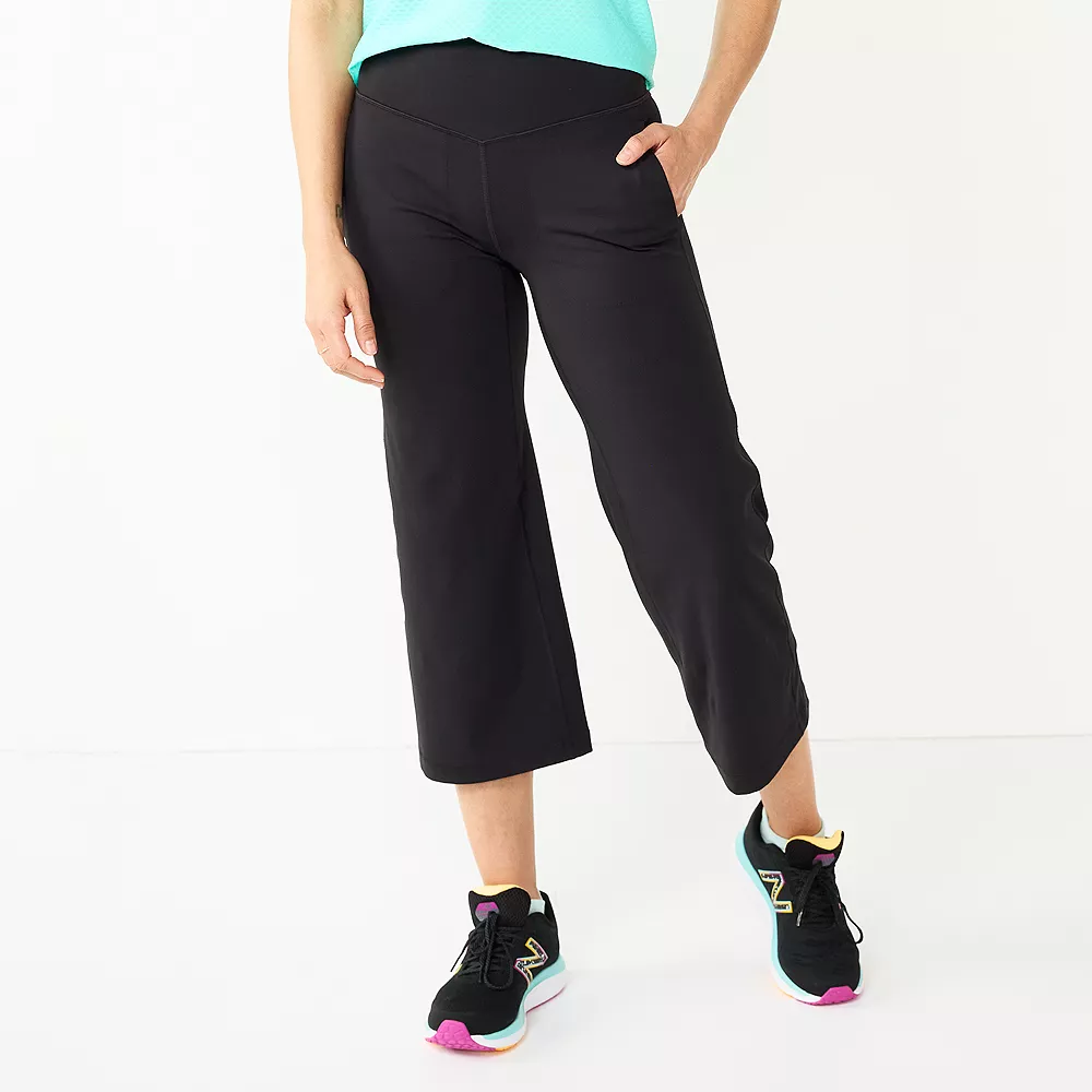 Women's Tek Gear® Ultrastretch Wide Leg Crop Pant 1 Women's Tek Gear® Ultrastretch Wide Leg Crop Pant